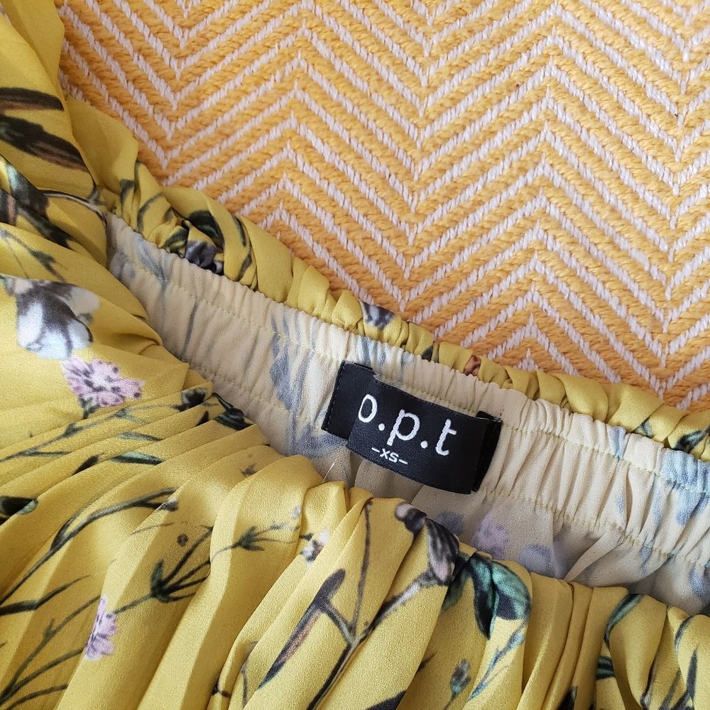 O.P.T. Vimmy Tiered Ruffle Floral Maxi Dress